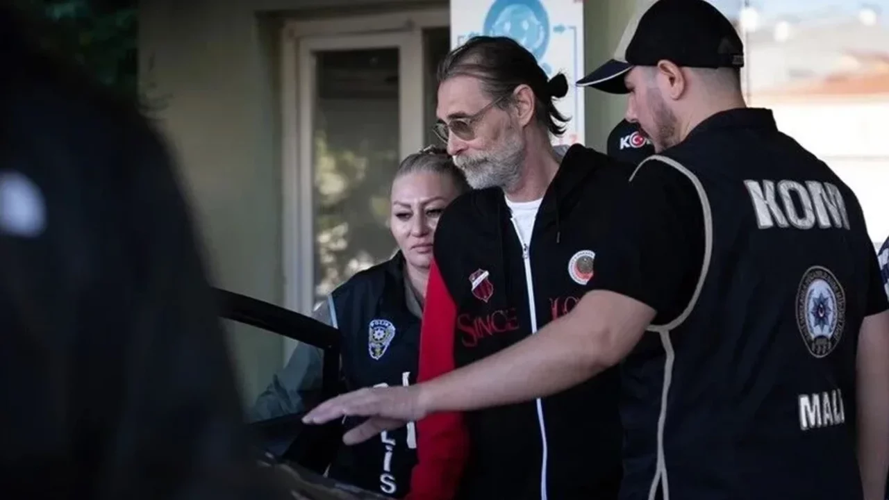 Etimesgut Belediyesi'ne operasyonda yeni gelişme! Erdal Beşikçioğlu adliyeye sevk edildi