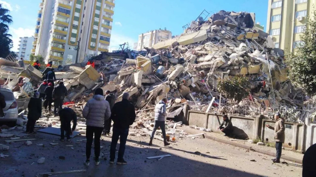 Depremde yıkılan Beluk Apartmanı kararının gerekçesi açıklandı