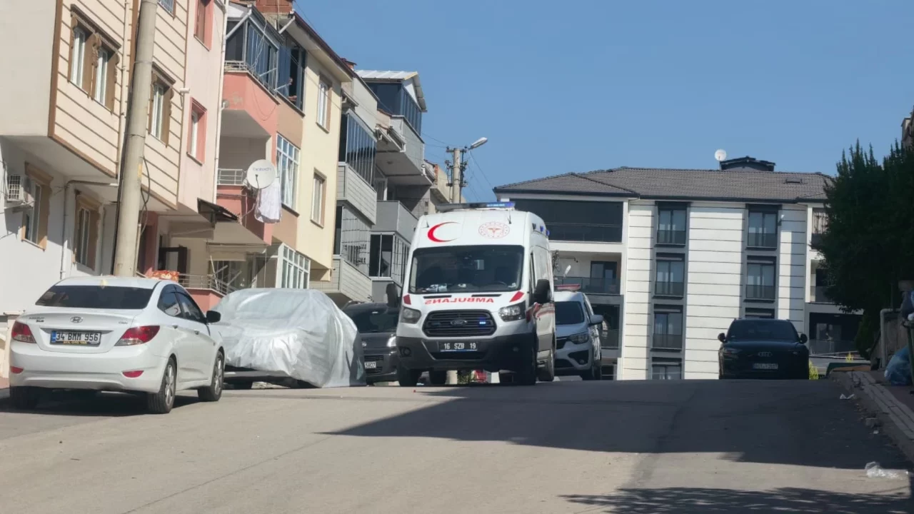 Bursa'da 50 yaşındaki adam eşi tarafından evinde ölü bulundu
