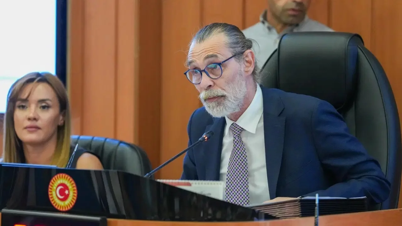 Erdal Beşikçioğlu'nun açığa aldığı belediye çalışanı etkin pişmanlık ifadesi verip şikayetçi olduğu ortaya çıktı!