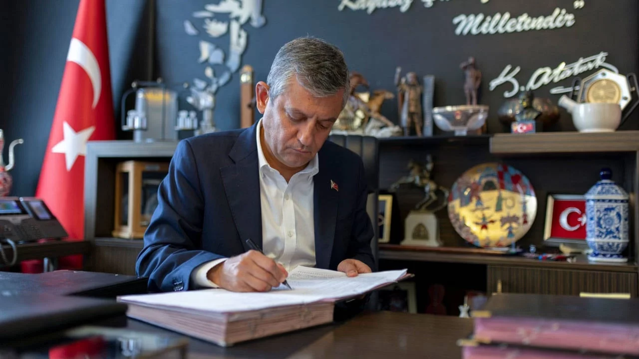 CHP'nin butlan yönetimi, YENİ Parti'nin Meclis'teki oda ve koridorlarını istedi