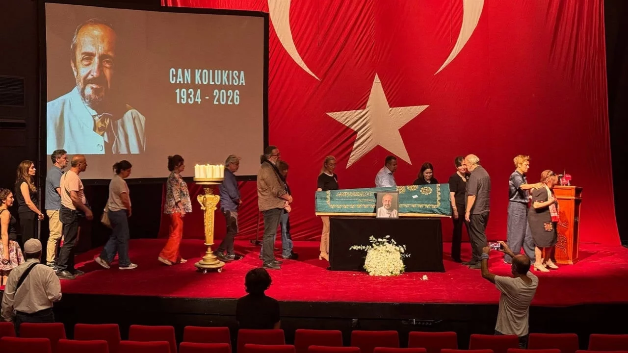 Usta oyuncu Can Kolukısa son yolculuğuna uğurlandı