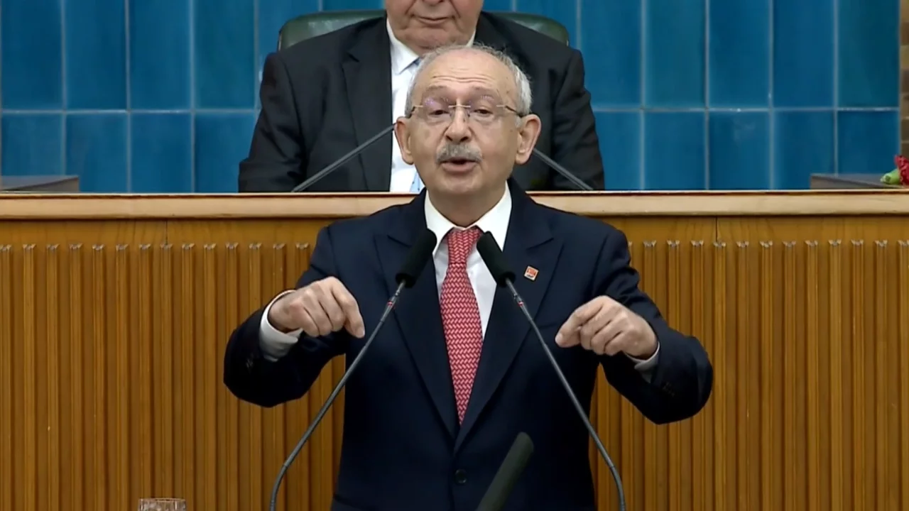 Kemal Kılıçdaroğlu grup toplantısında konuşuyor