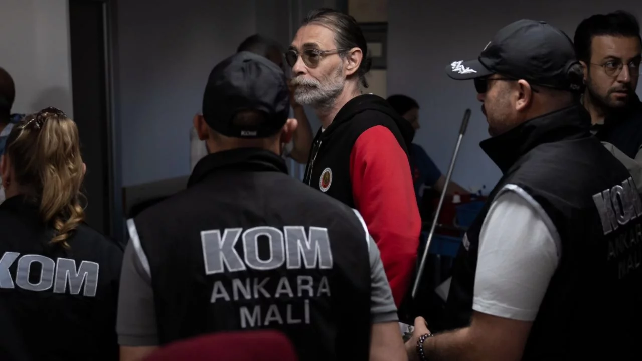 Erdal Beşikçioğlu'nun esrar testi pozitif çıktı