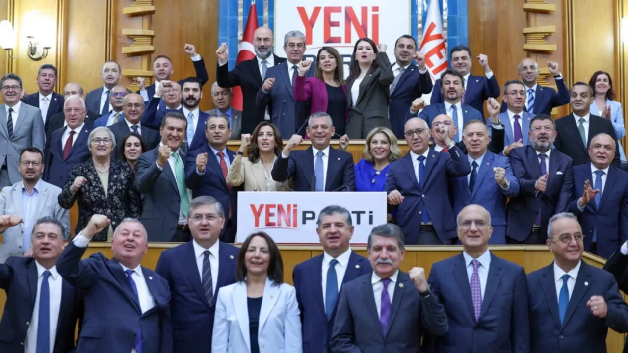 Yeni Parti 41 ilde örgütlenmesini tamamladı