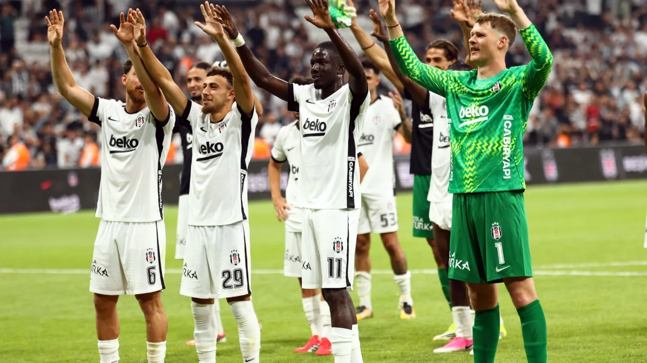 Beşiktaş, Hradec Kralove deplasmanında