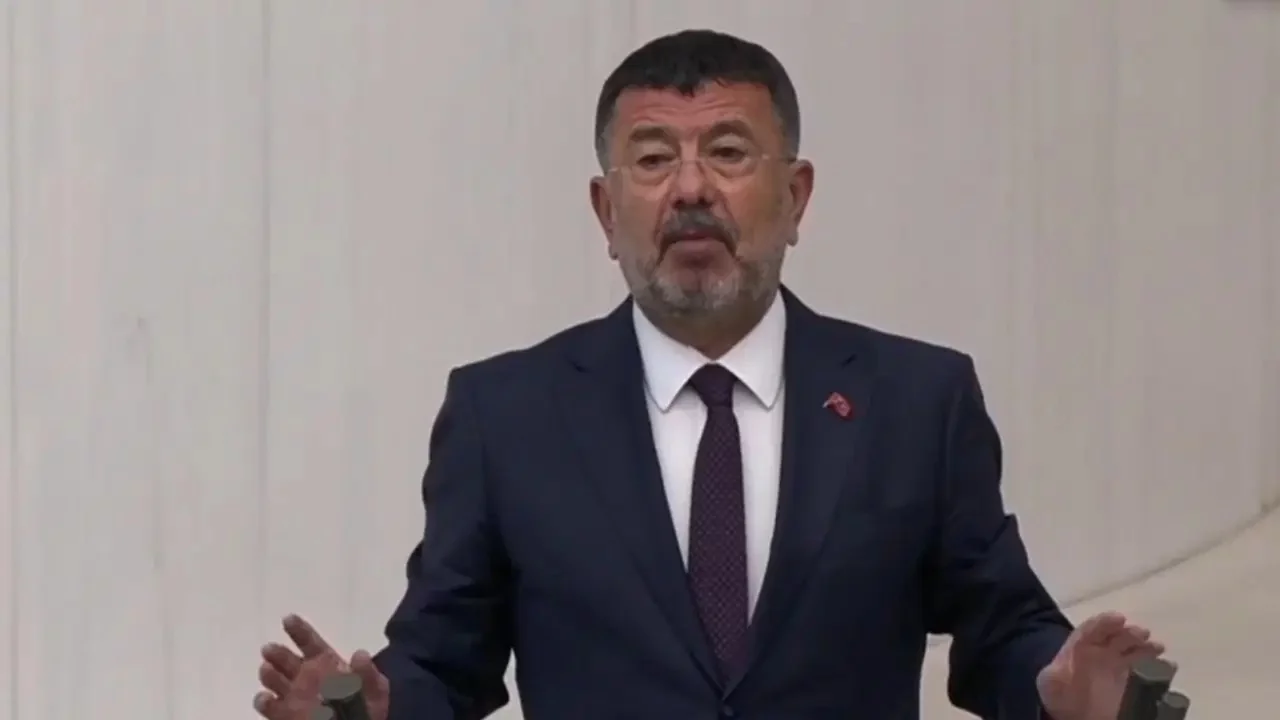 YENİ Partili Ağbaba'dan sert tepki: 'HTS kaydı varsa idam edilmeye razıyım'