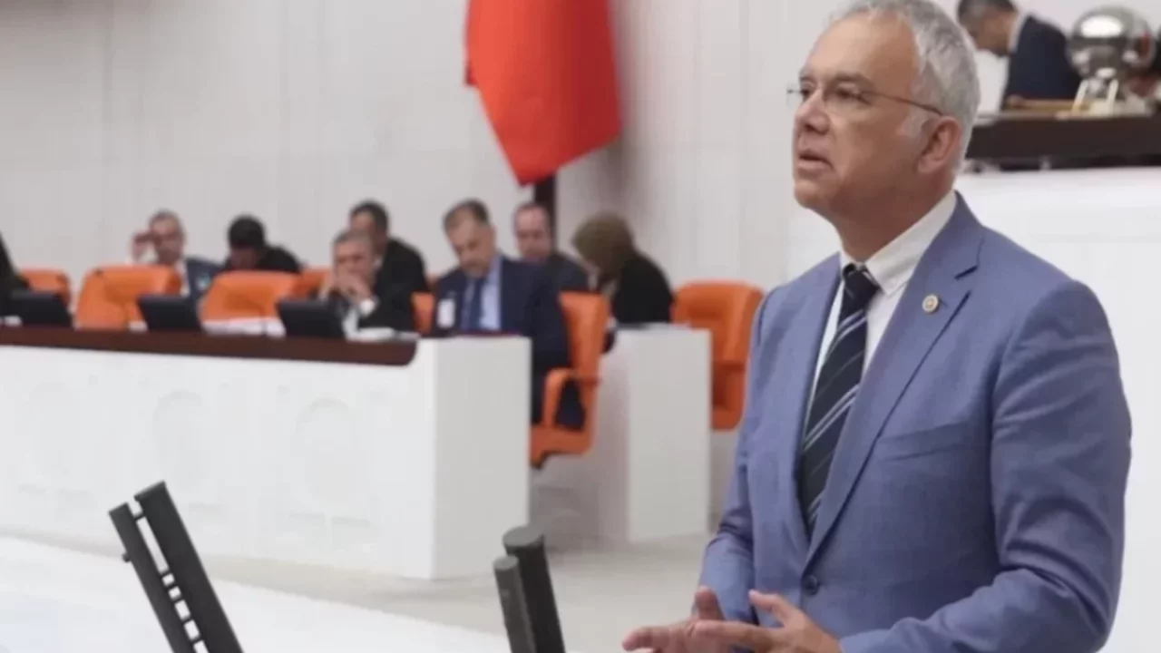 Bursa Milletvekili Pala: Sağlık Bakanlığı kızamık verilerini gizliyor mu?