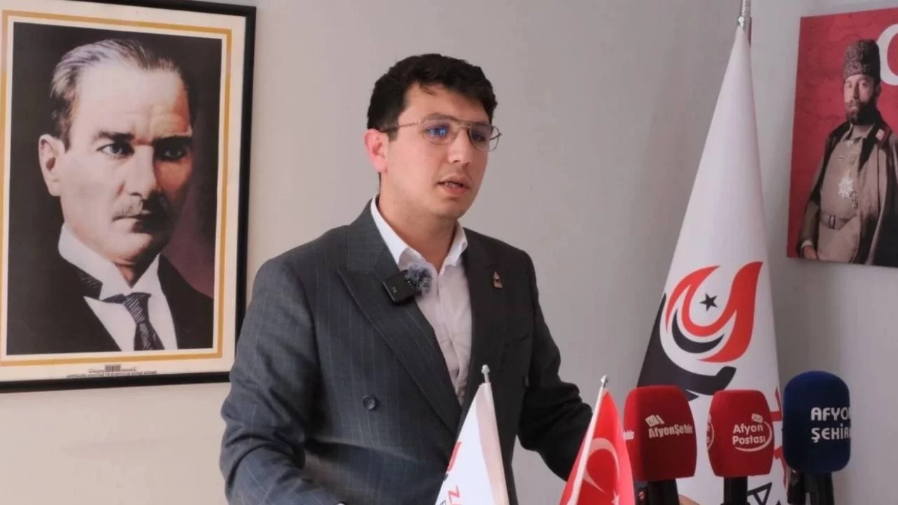 Eski Zafer Partisi İl Başkanı'na silahlı saldırı