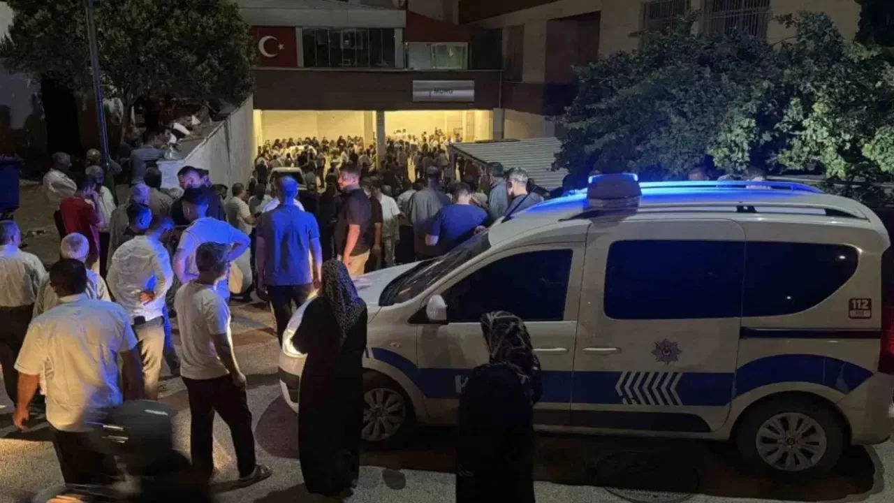 Adıyaman'da komşu dehşeti: 1 kişi hayatını kaybetti, 5 yaşındaki çocuk yaralandı