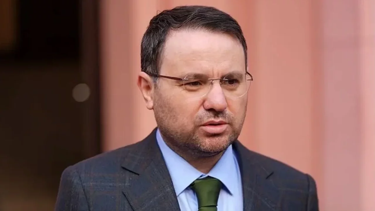 Adalet Bakanı Gürlek, Behçet Oktay'ın ailesiyle görüşecek