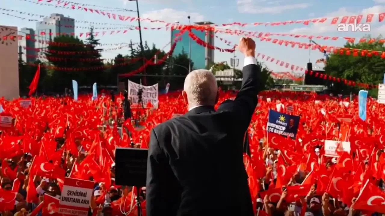 Müsavat Dervişoğlu'ndan 'Bayrak kaldırıyorum' mitingine çağrı