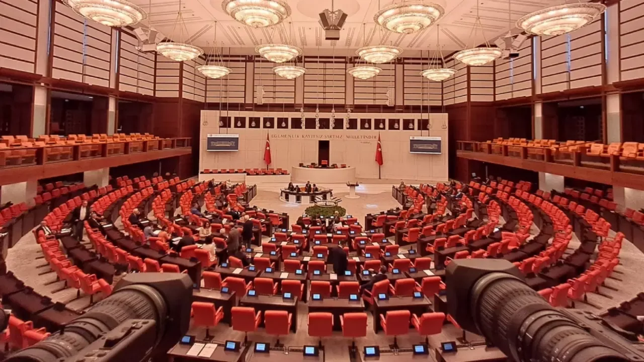 TBMM'de yoğun gündem: Fındık alım fiyatı, ekonomi ve 'çerçeve yasa'