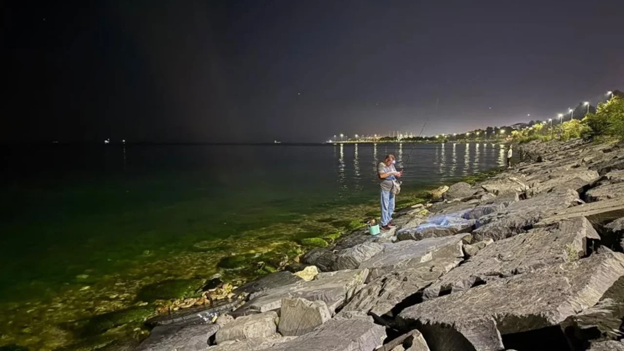 İstanbul Avcılar'da balık tutarken denize düşen yaşlı adam hayatını kaybetti