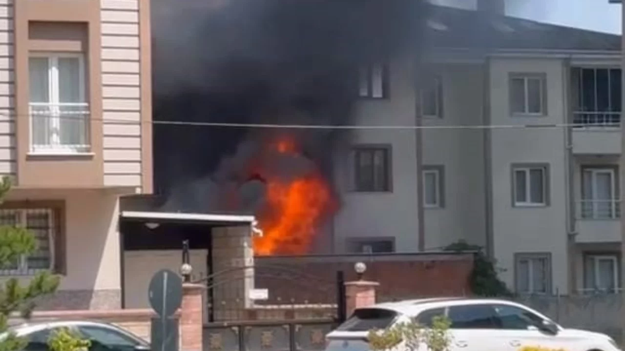 Bursa'da depoda çıkan yangın paniğe neden oldu
