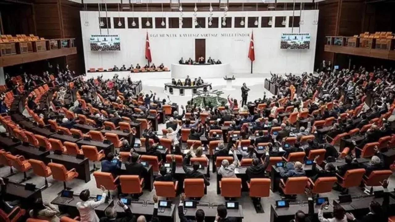Meclis'te 'Mekke Anlaşması' tansiyonu