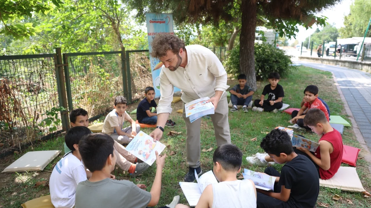 "Osmangazi Okuyor"un yeni durağı Yeniceabat oldu