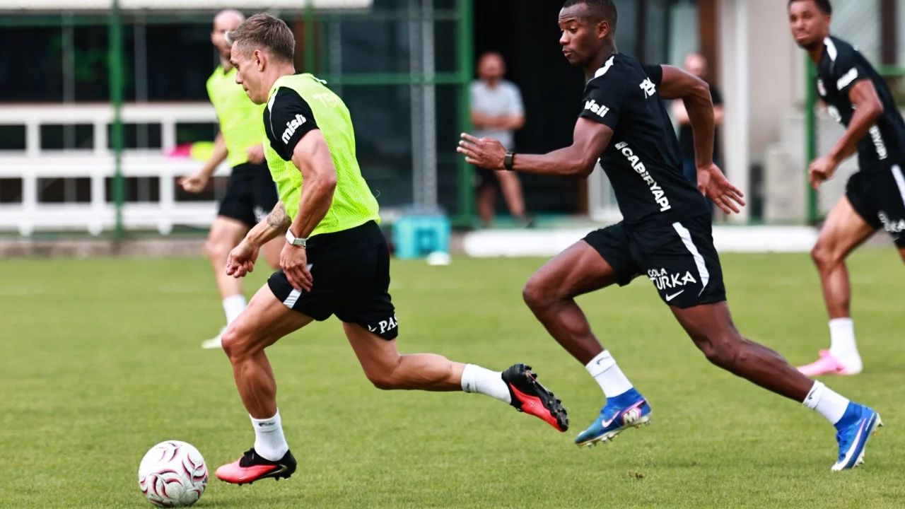 Beşiktaş'ta, Hradec Kralove maçı hazırlıkları devam etti