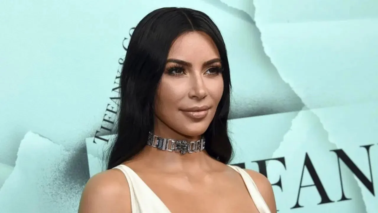 Kim Kardashian'ın Kaliforniya'daki 60 milyon dolarlık malikanesine hırsız girdi