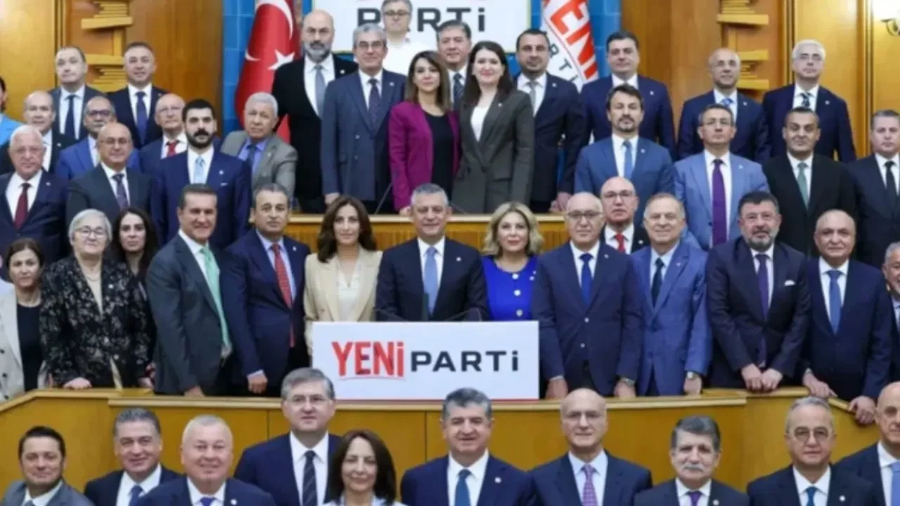 YENİ Parti milletvekilleri 'çerçeve yasa' kararlarını açıklıyor: Kim ne dedi?