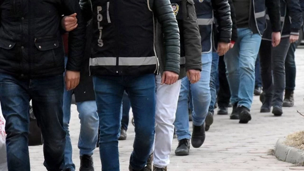 Ankara'da uyuşturucu ve fuhuş operasyonu: 10 tutuklama