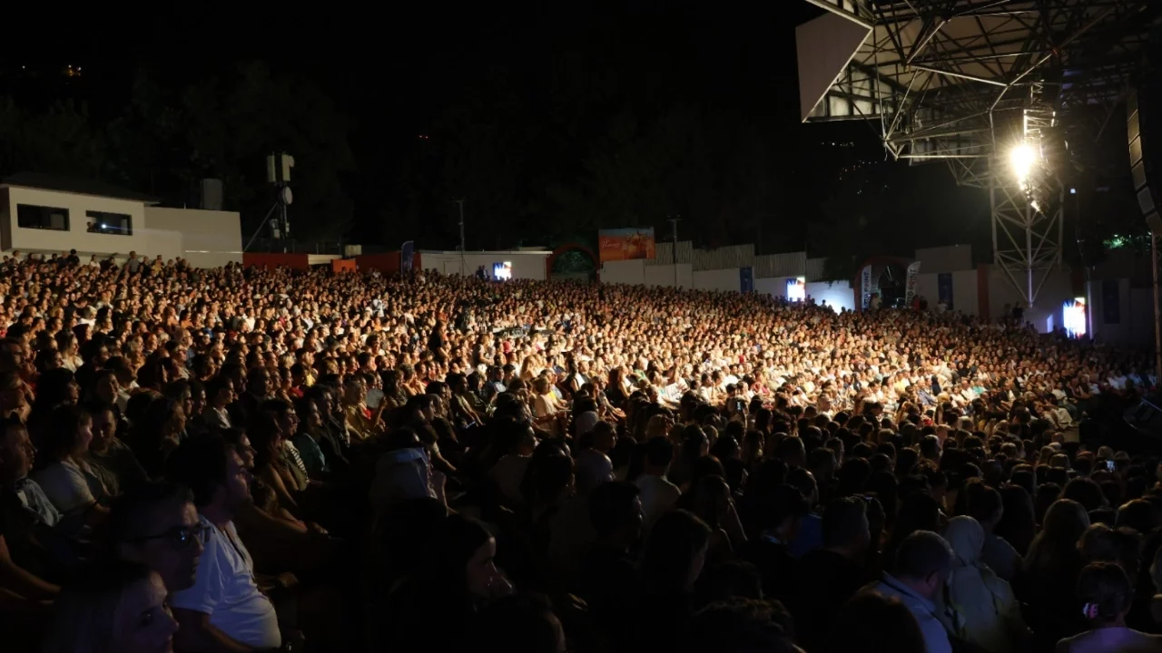 Uluslararası Bursa Festivali'nde 100 bin Bursalı sanatla buluştu