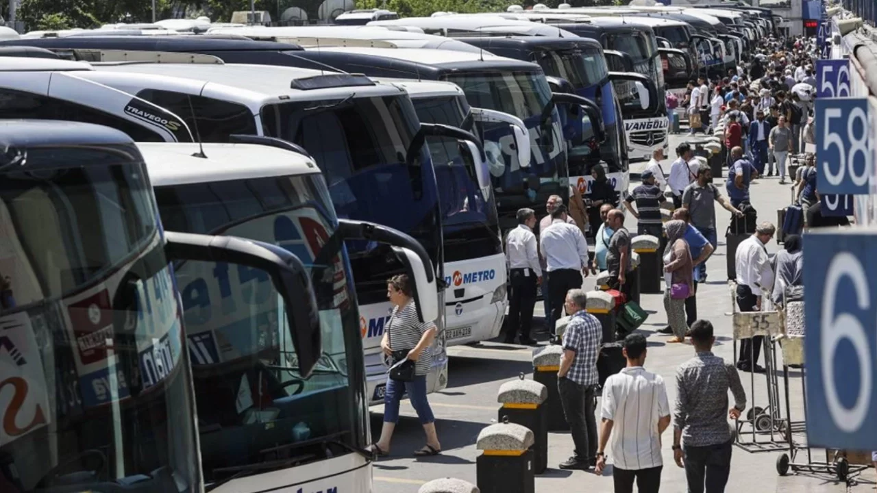 64 yıllık otobüs firması yeniden satıldı! Yeni sahipleri belli oldu