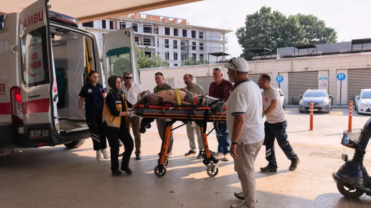 Bursa'da traktör kazası: 50 metrelik uçuruma yuvarlandı