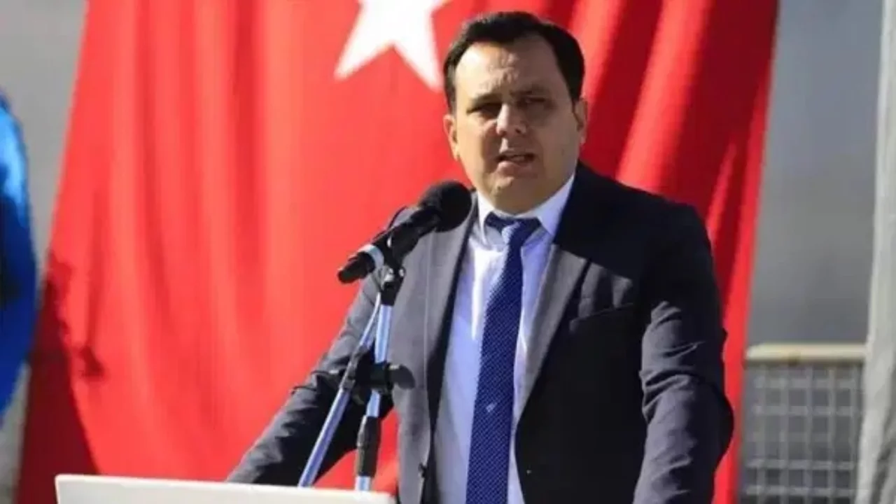 Dalaman Belediye Başkanı CHP'den istifa etti: Belediye meclis üyeleriyle YENİ Parti'ye geçecek