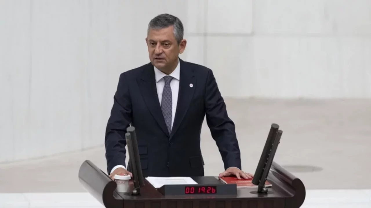 YENİ Parti lideri Özgür Özel hakkında bir fezleke daha