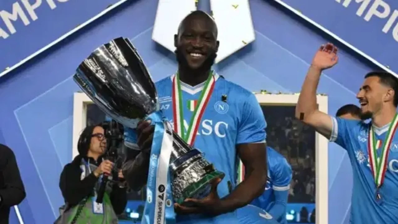 Fenerbahçe Lukaku transferini resmen duyurdu