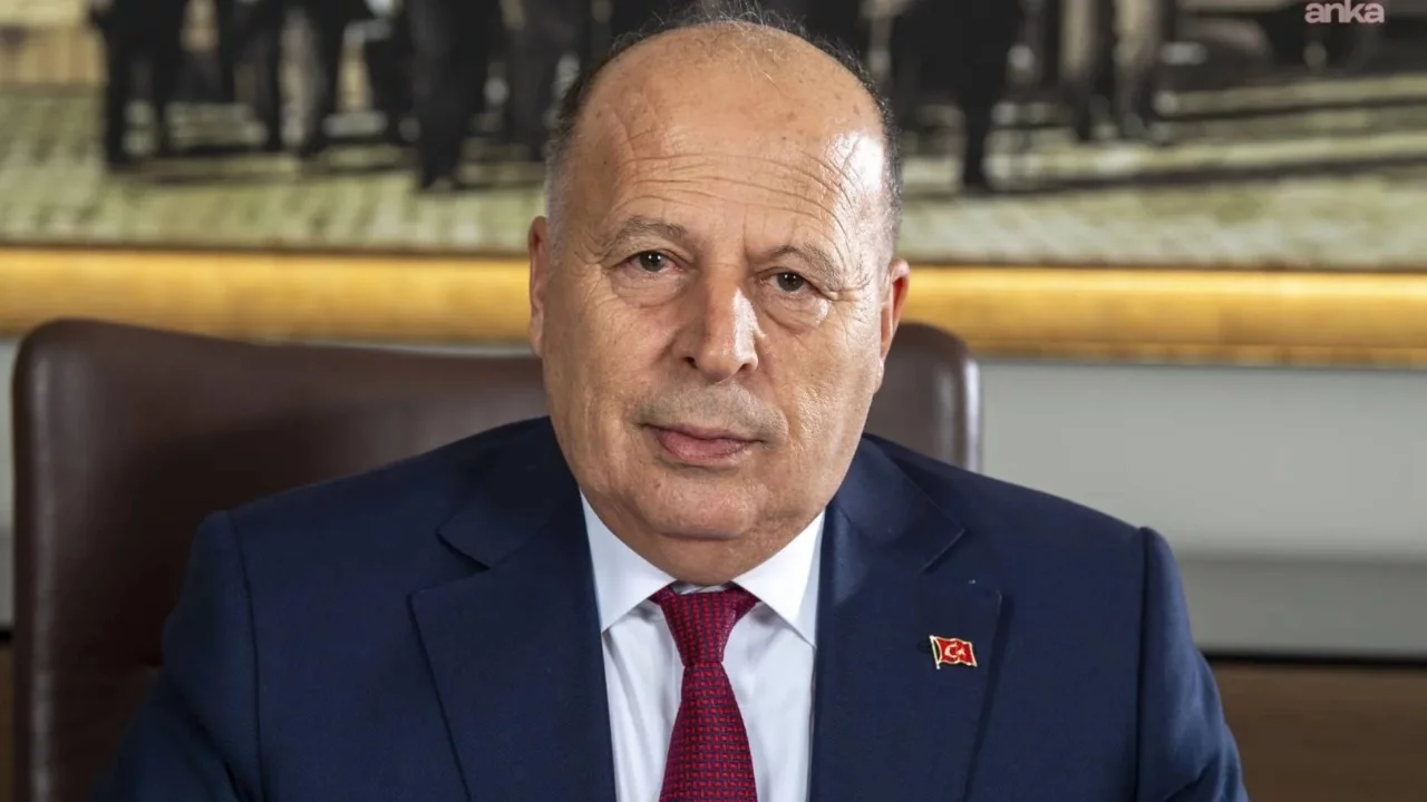 Görevinden uzaklaştırılan Yüreğir Belediye Başkanı Demirçalı: Yüreğir'in iradesini gasbetmeye çalışıyorlar!