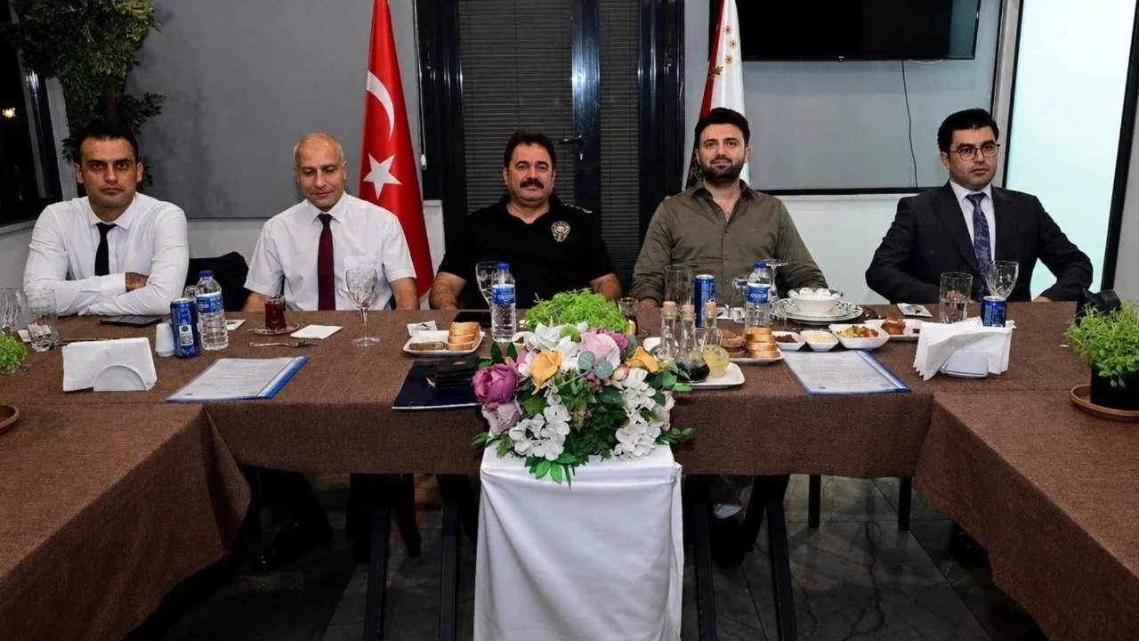 Bursaspor yönetimi ve taraftarı, Bursa emniyetiyle buluştu