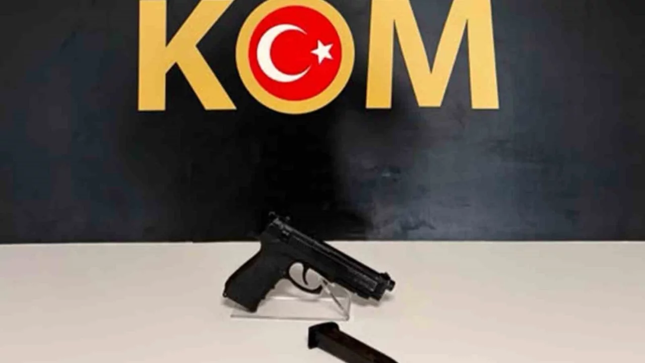 Sosyal medyada organize suç örgütünü öven şahıs gözaltına alındı