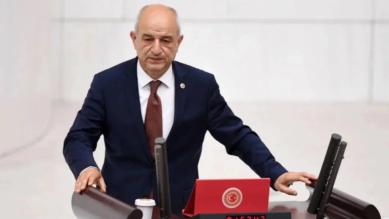 Yeni Yol Grubu'nun imdadına CHP yetişti! Ali Fazıl Kasap partisinden istifa etti