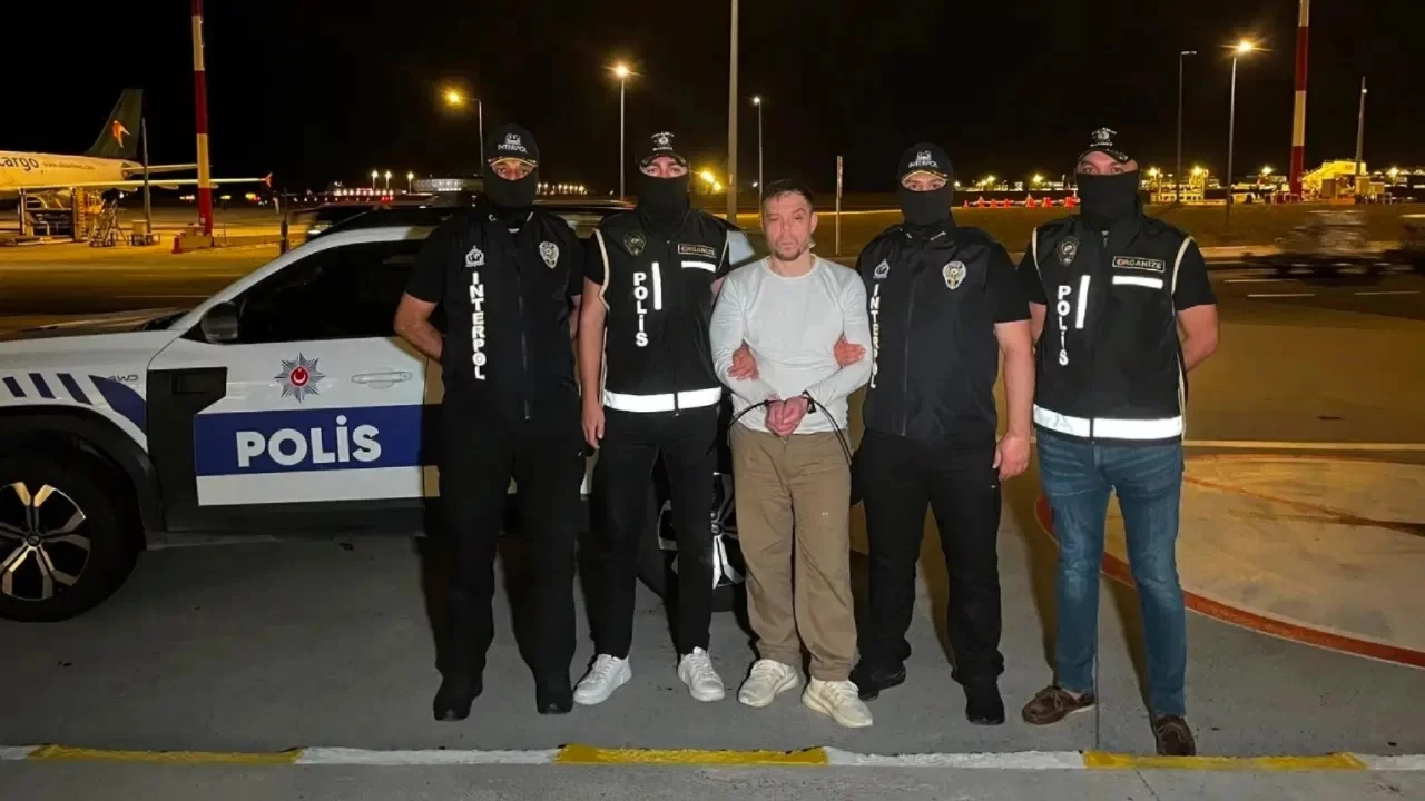 Kırmızı bültenle aranan Serkan Kurtuluş Türkiye'ye getirildi