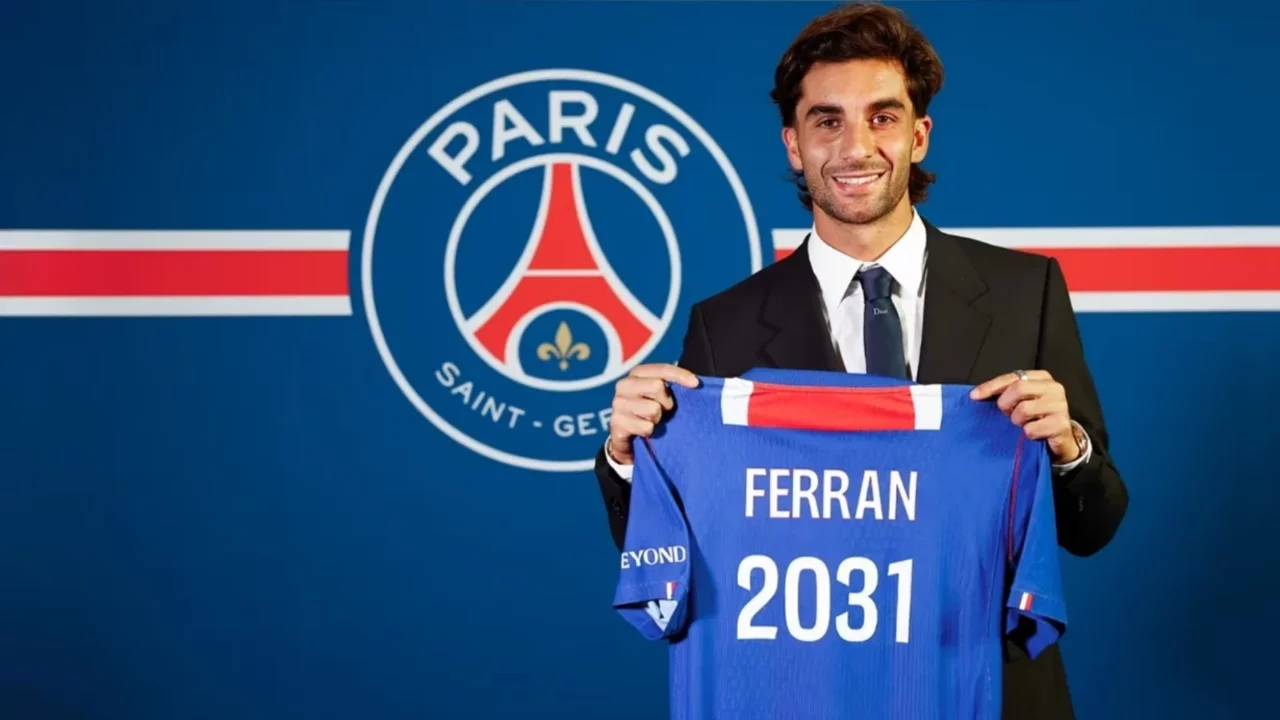 PSG, dünya şampiyonu golcüyü renklerine bağladı