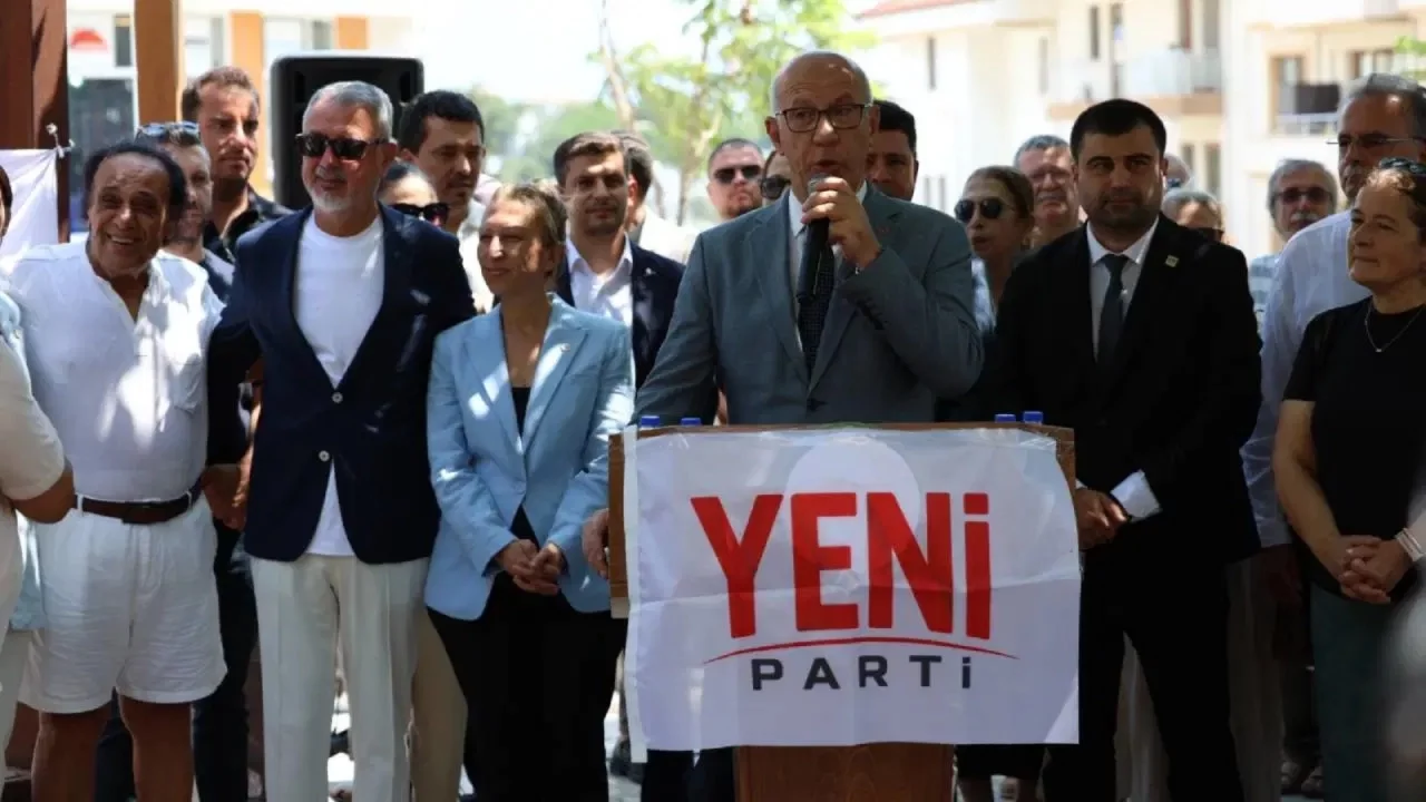 Datça Belediye Başkanı ve meclis üyeleri YENİ Parti'ye geçti