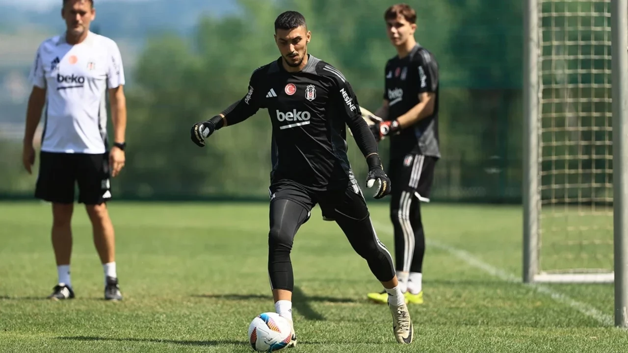 Eyüpspor, Beşiktaş'tan Emre Bilgin'i transfer etti