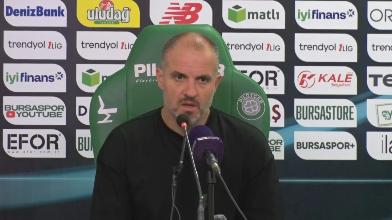 Bursaspor Teknik Direktörü Mustafa Er: "İlk yarıdan memnunum, ikinci yarı bize yakışmadı"