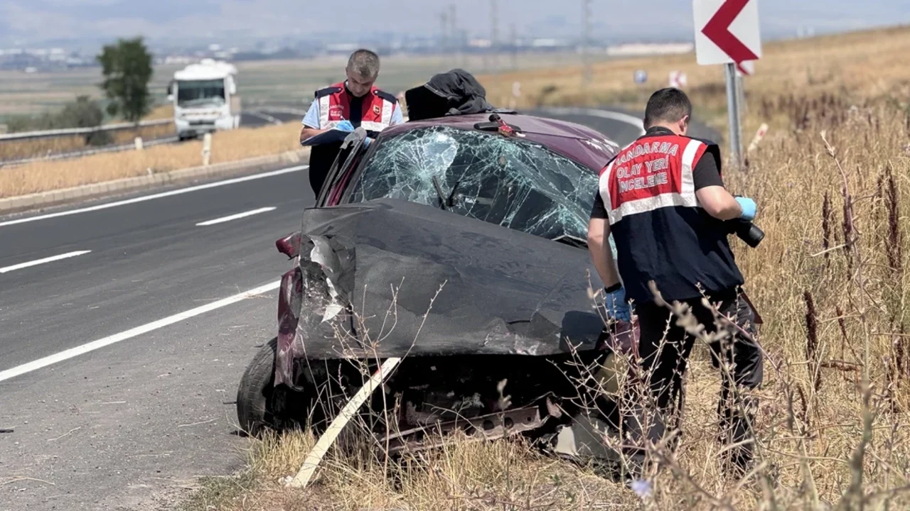 Erzurum'da trafik kazası: 2 can kaybı, 4 yaralı