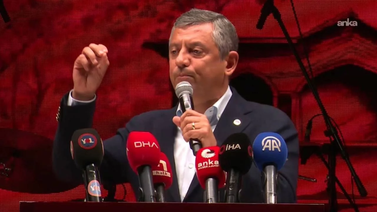 Özgür Özel Hacıbektaş'ta konuştu: "Kötülükten birlikte arınacağız"