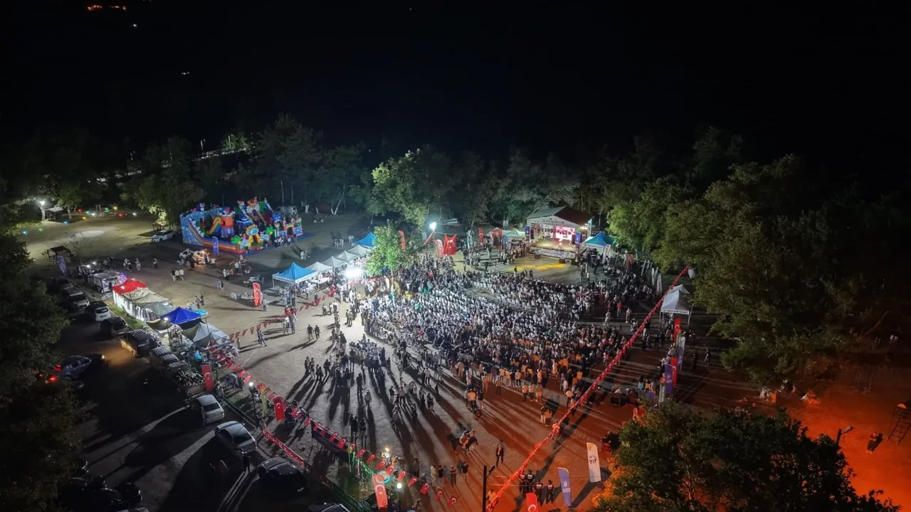 Çaltılıbük ve Birlik köylerinde festival coşkusu: Geliri öğrencilere burs oluyor