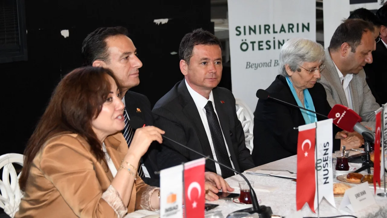 Marmara Depremi'nin yıl dönümünde  Osmangazi'nin geleceği masaya yatırıldı