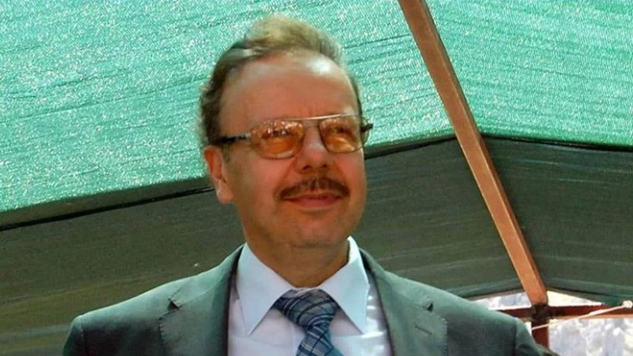 Eski Ulaştırma Bakanı Arif Ahmet Denizolgun'un mezarı açılacak!