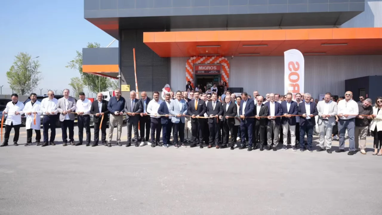 Migros'un Bursa Yenişehir'deki dev tesisi hizmete açıldı