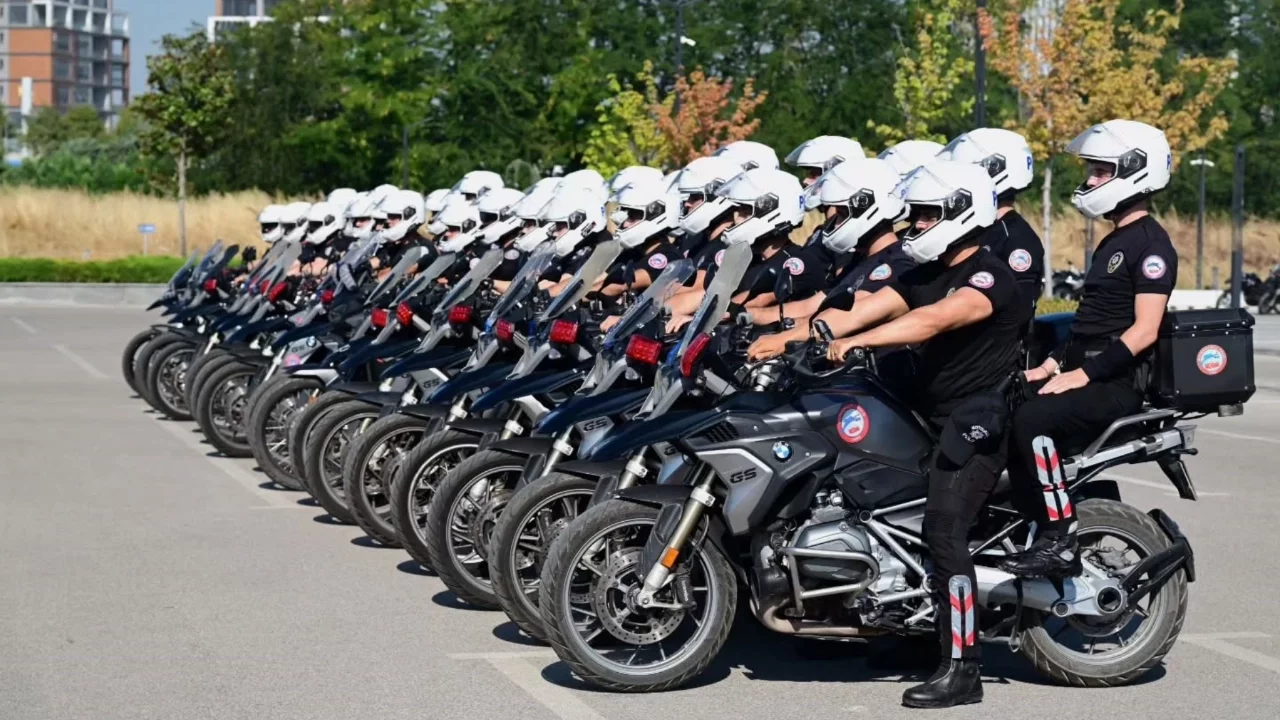 Bursa'da motosikletli polis timleri için sertifika töreni düzenlendi