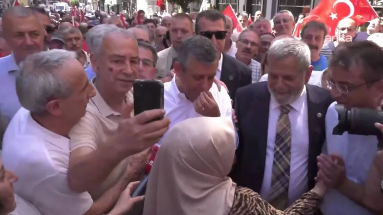 Özgür Özel'den, Cumhurbaşkanı Erdoğan'a yanıt: Seçimler transferle kazanılmaz