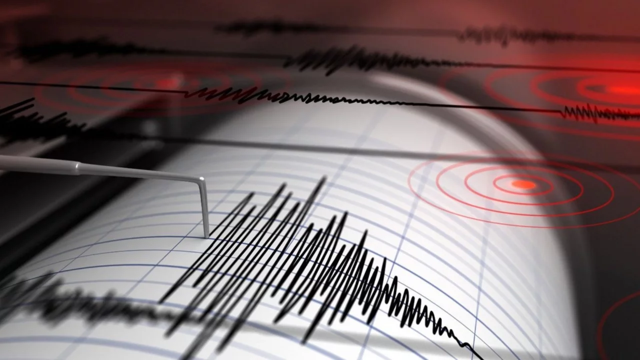 Japonya'da 5,8 büyüklüğünde deprem
