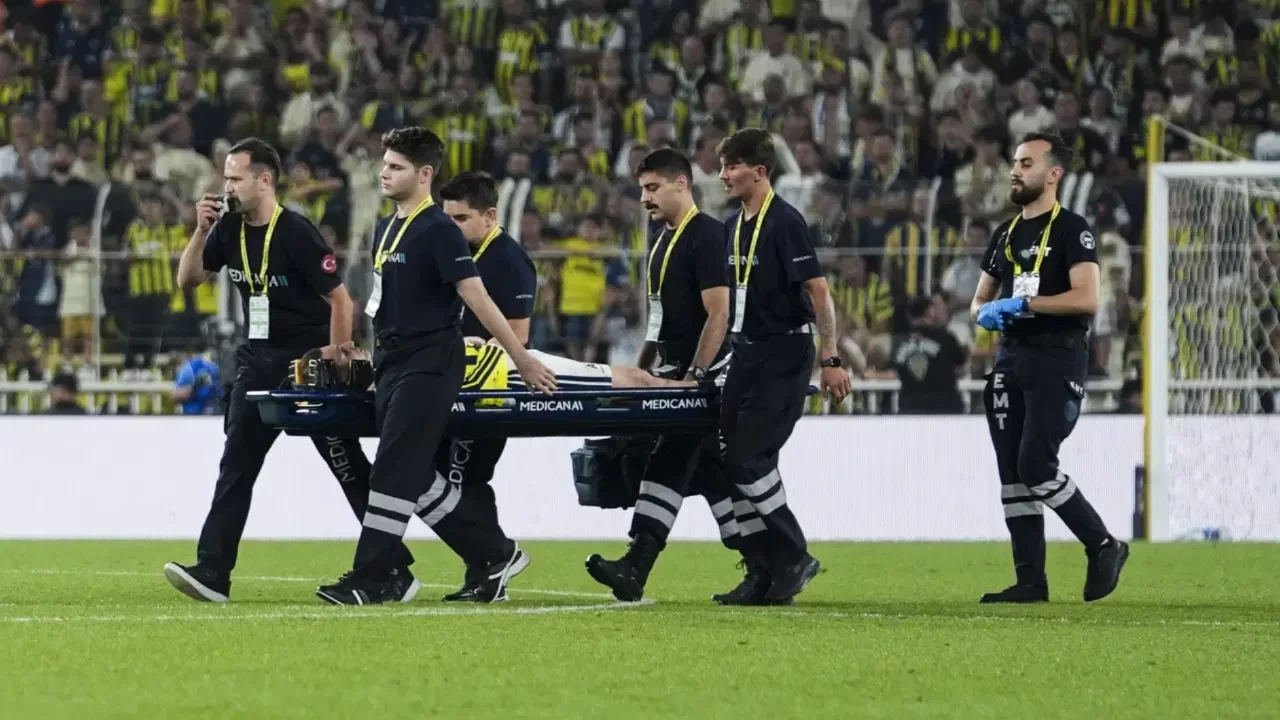 Fenerbahçe'den Kerem Aktürkoğlu açıklaması